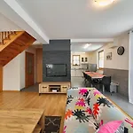 Pod Tatrami Alpstuga Zakopane